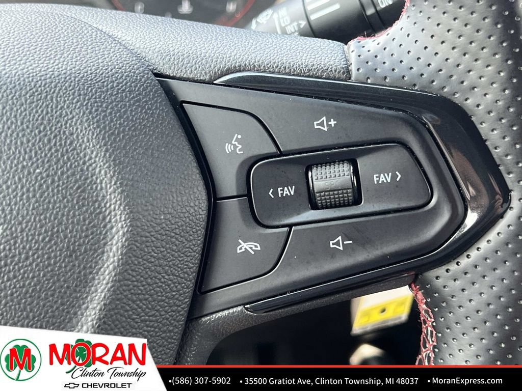 Used 2024 Chevrolet Trax RS w/ Driver Confidence Package FWD image 23