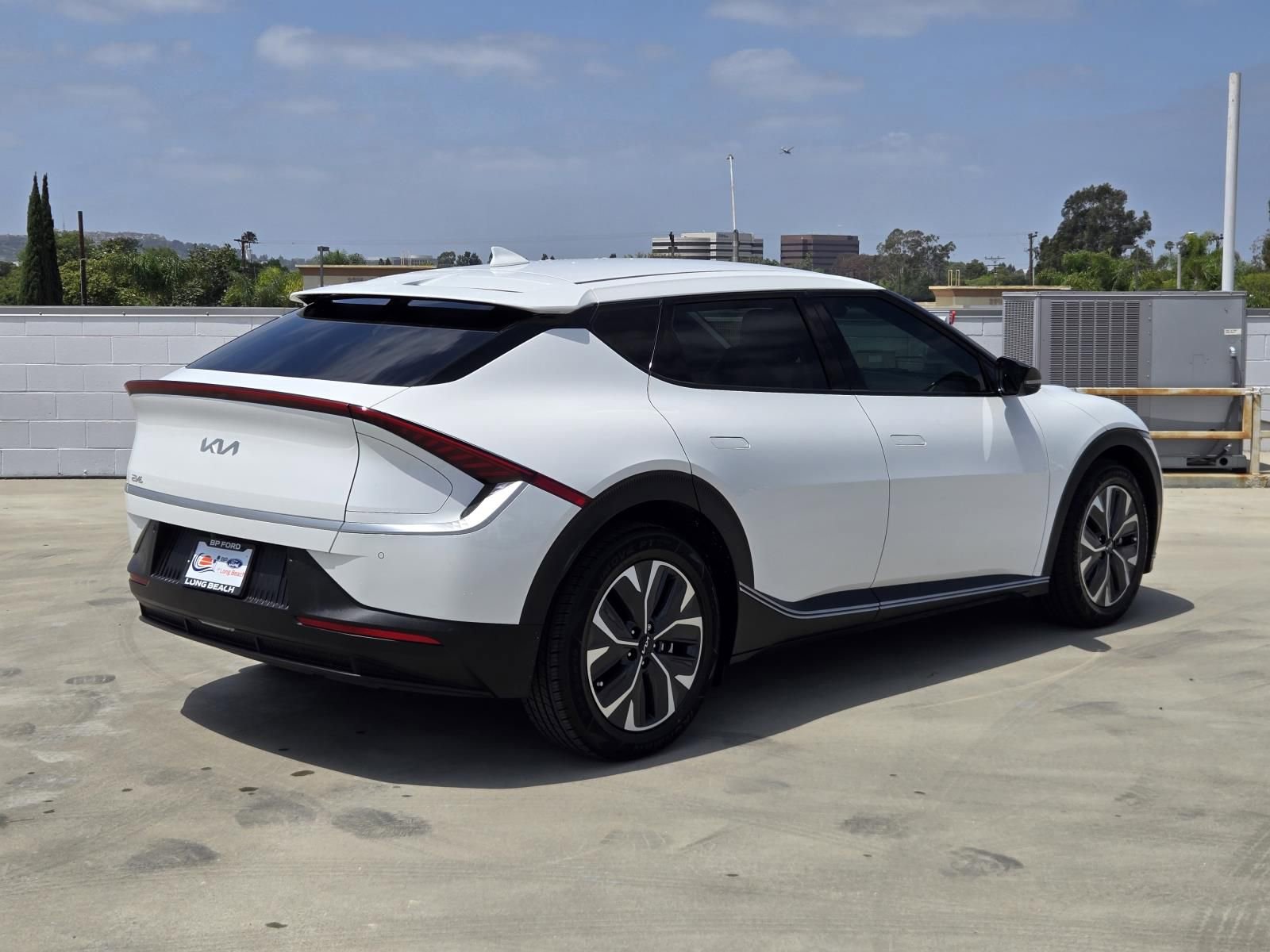 Used 2024 Kia EV6 Light RWD image 4