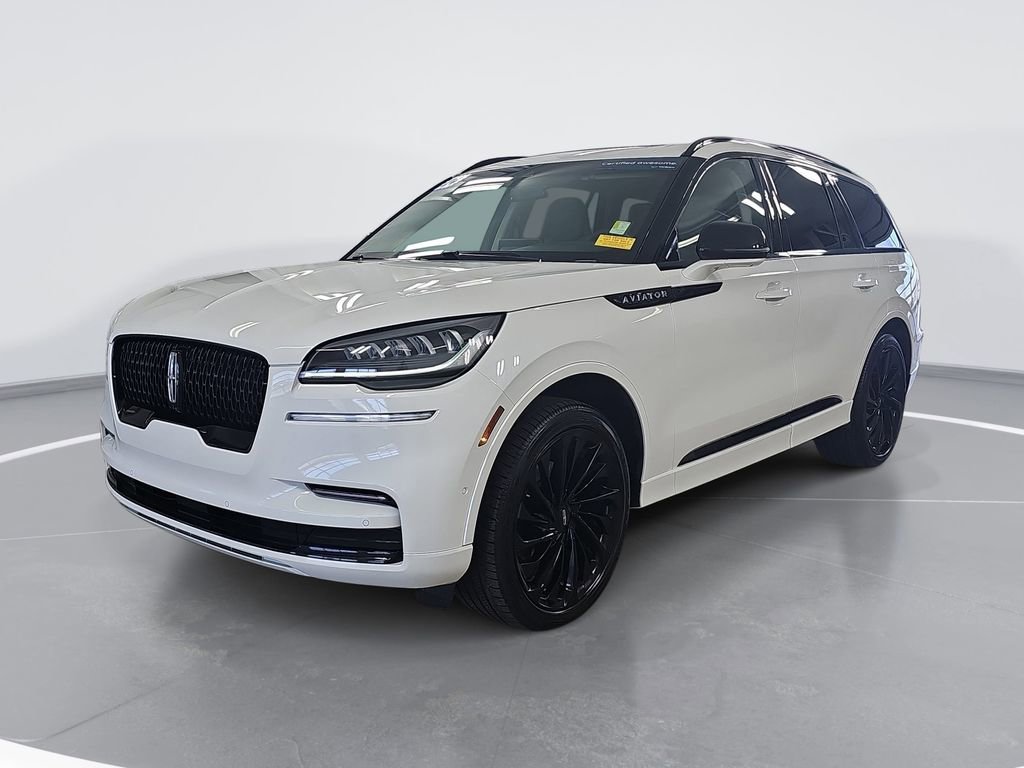 Used 2024 Lincoln Aviator Reserve w/ Equipment Group 201A image 9