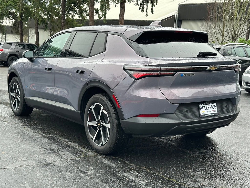 New 2026 Chevrolet Equinox EV LT image 3