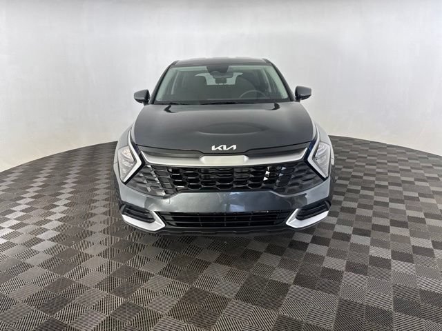 Used 2023 Kia Sportage LX FWD image 3