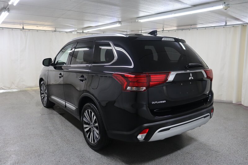 Used 2020 Mitsubishi Outlander GT AWD/4WD image 4
