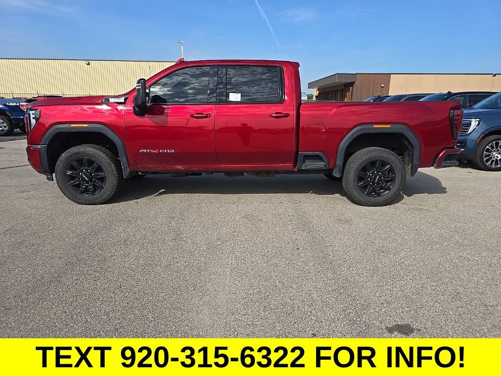 Used 2025 GMC Sierra 2500 AT4 AWD/4WD image 3