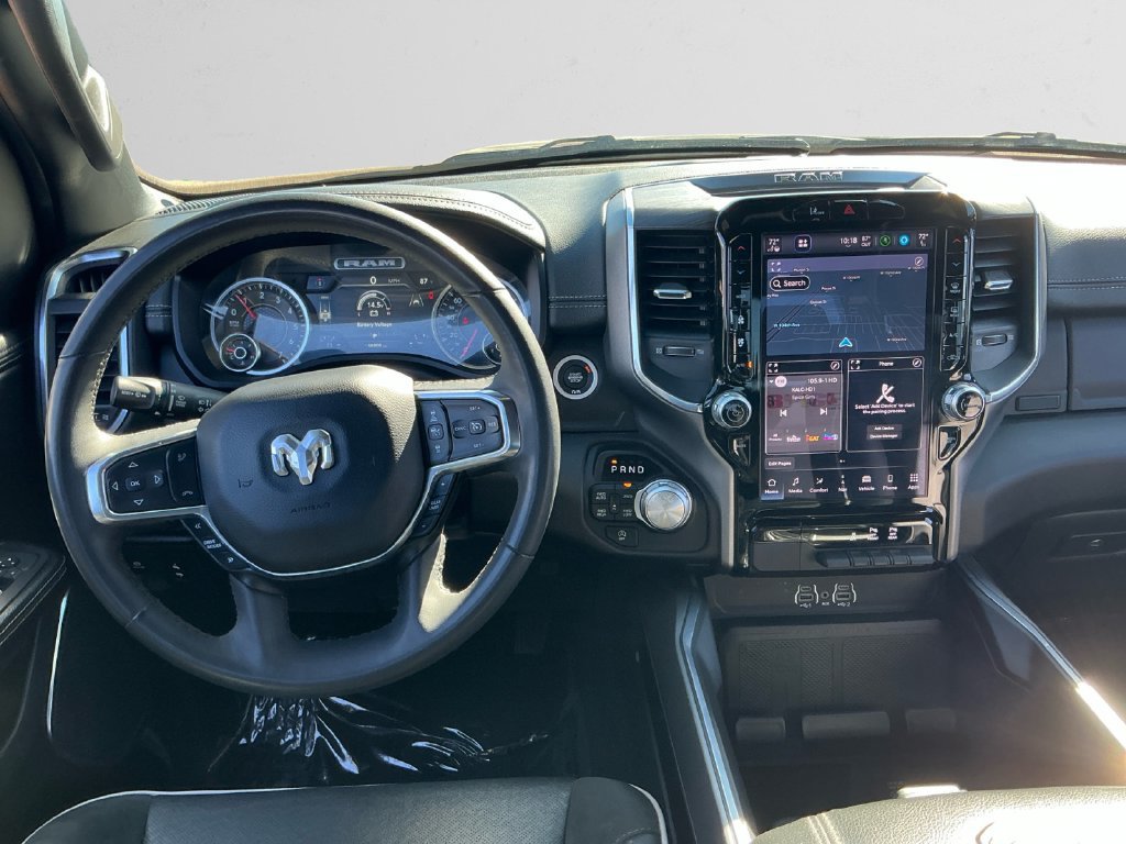 Used 2025 RAM 1500 Laramie AWD/4WD image 10