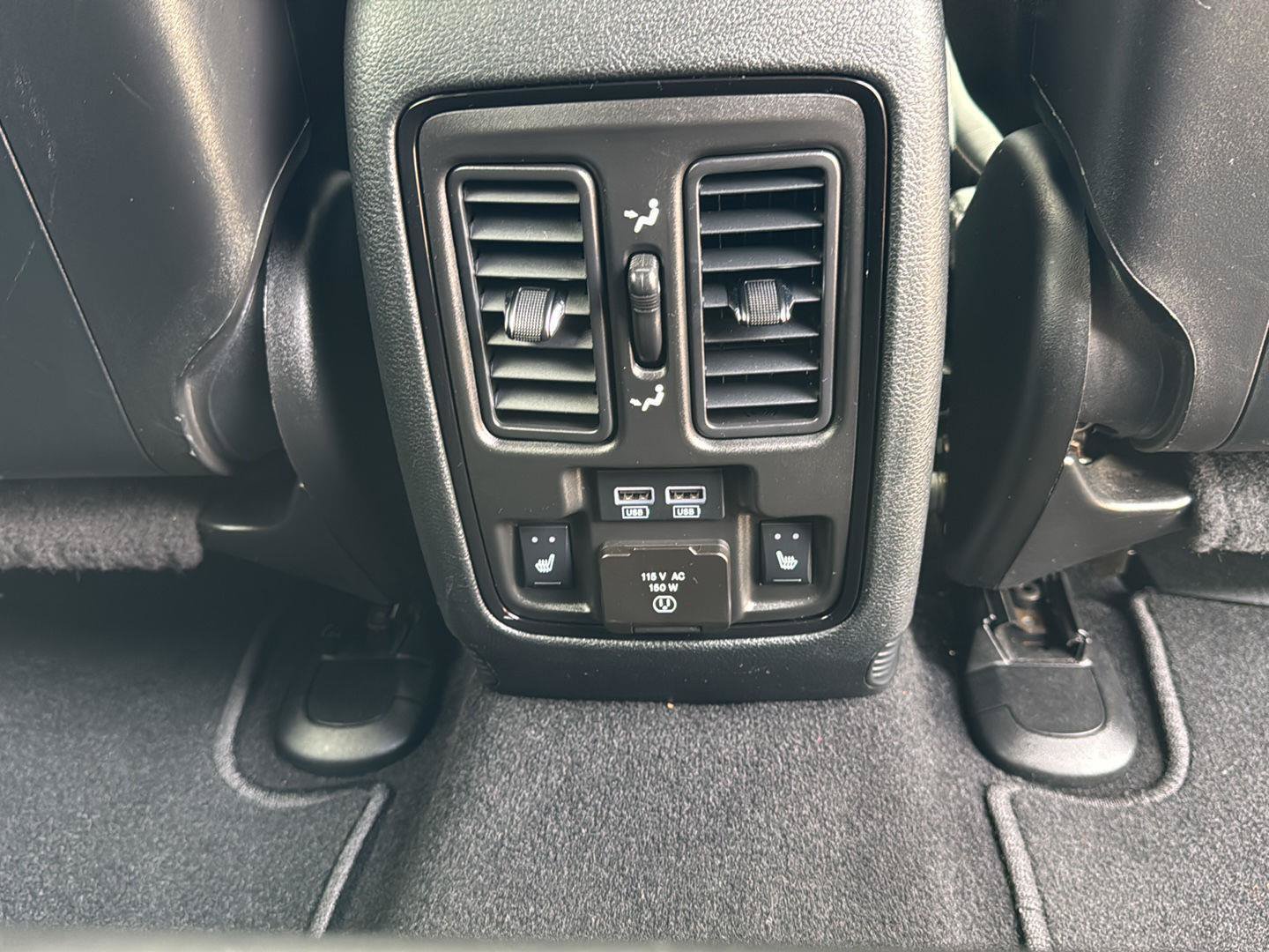 Used 2024 Dodge Durango GT AWD/4WD image 30