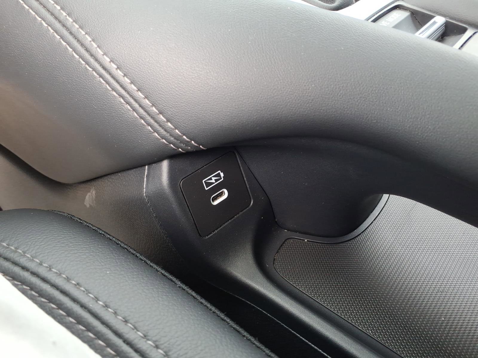 Certified 2024 Honda HR-V EX-L image 27