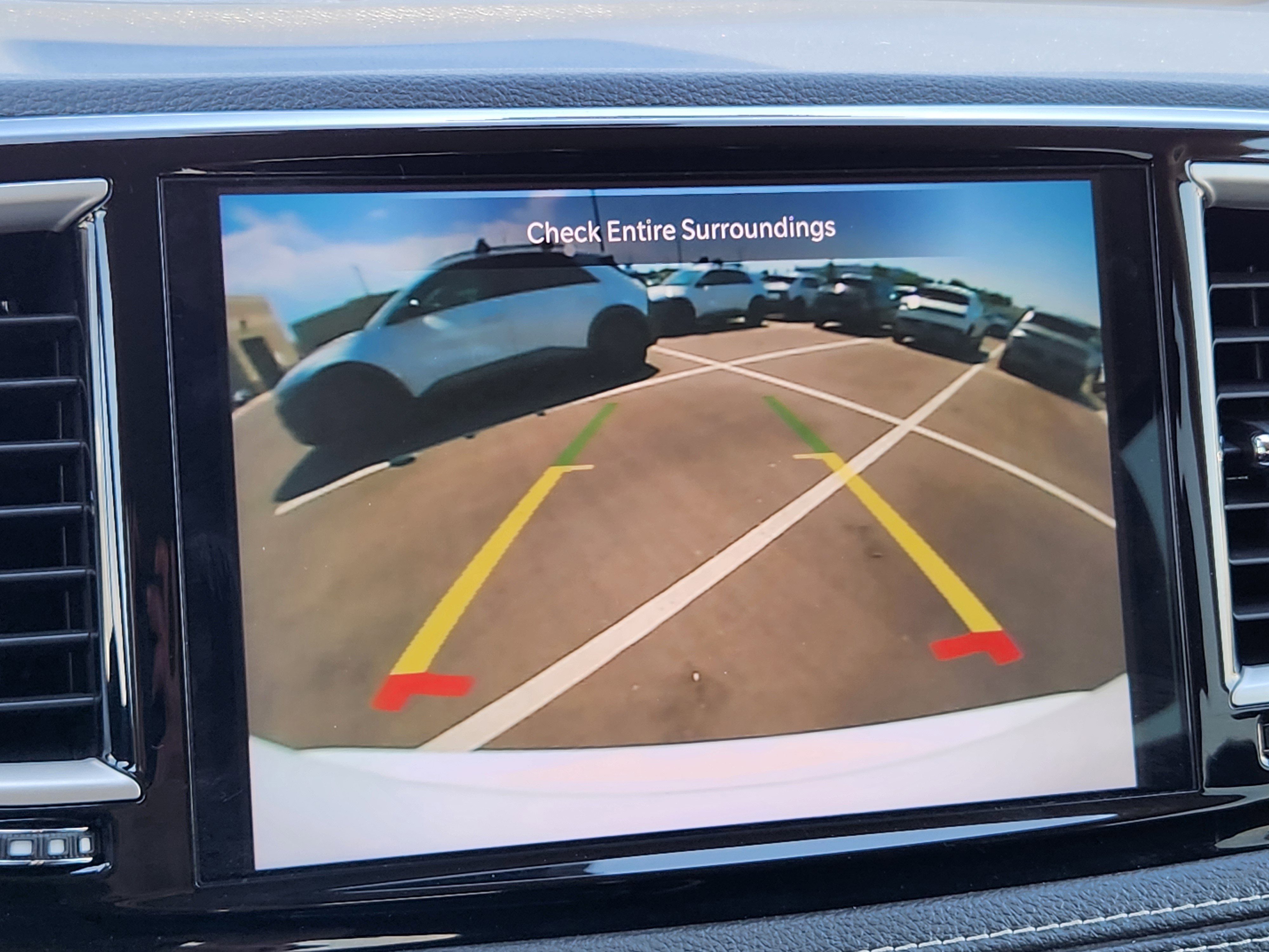 Used 2022 Chrysler Pacifica Touring-L image 30