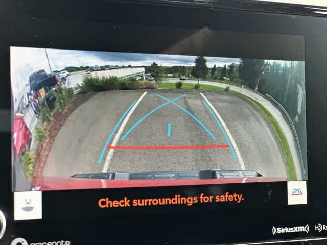 Used 2022 Toyota Tundra SR5 w/ SR5 Convenience Package AWD/4WD image 13