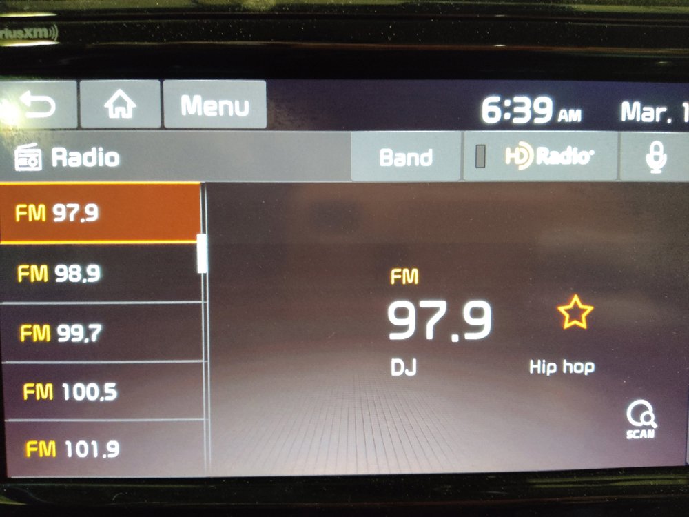 Used 2020 Kia Soul EX image 25