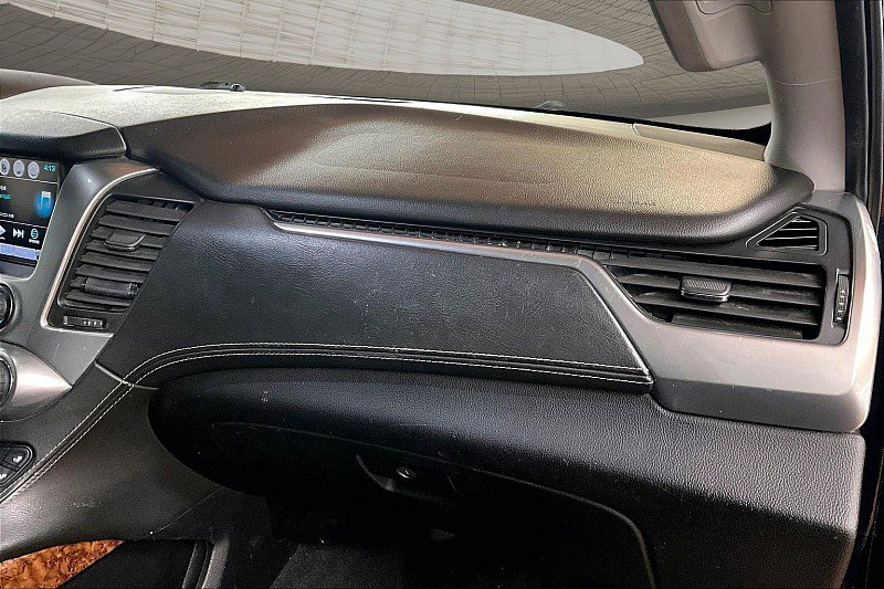 Used 2019 Chevrolet Tahoe Premier RWD image 24