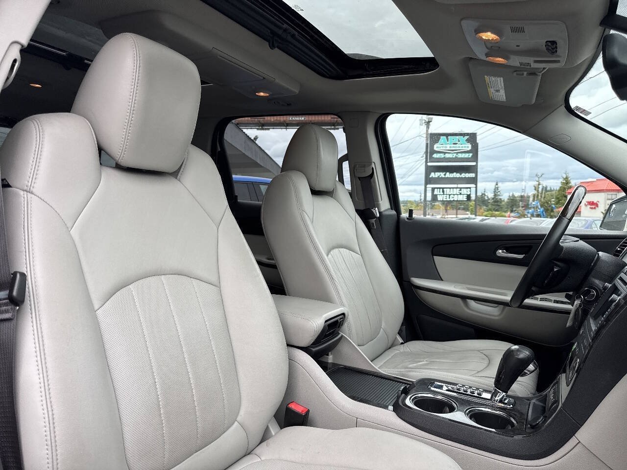 Used 2012 GMC Acadia Denali AWD/4WD image 11