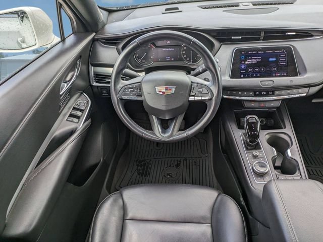 Used 2020 Cadillac XT4 Premium Luxury w/ Driver Awareness Package AWD/4WD image 17