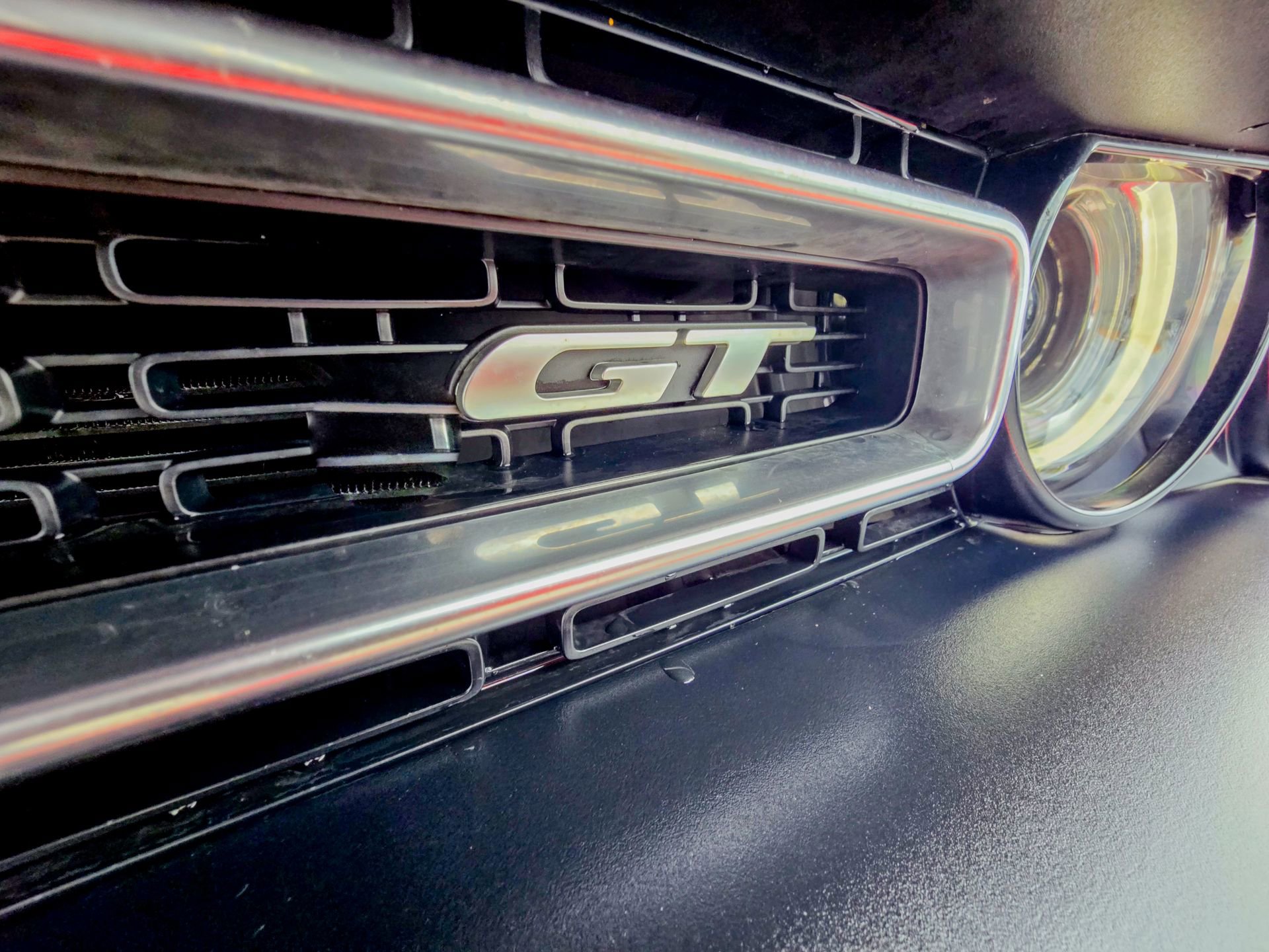 Used 2022 Dodge Challenger GT RWD image 9