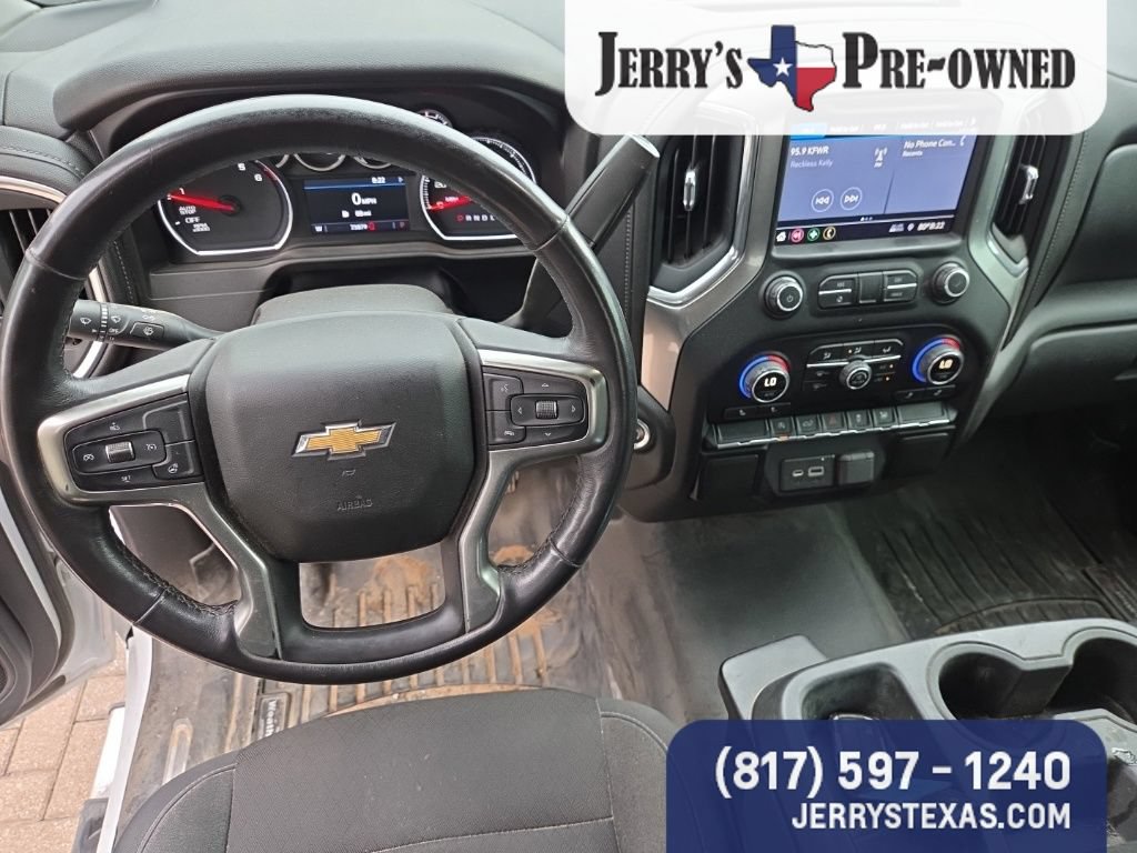 Used 2020 Chevrolet Silverado 1500 LT w/ Texas Edition RWD image 9