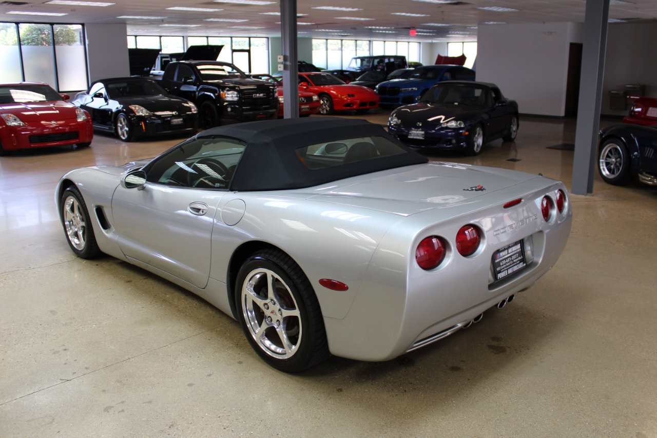 Used 2004 Chevrolet Corvette Convertible w/ Preferred Equipment Group image 7