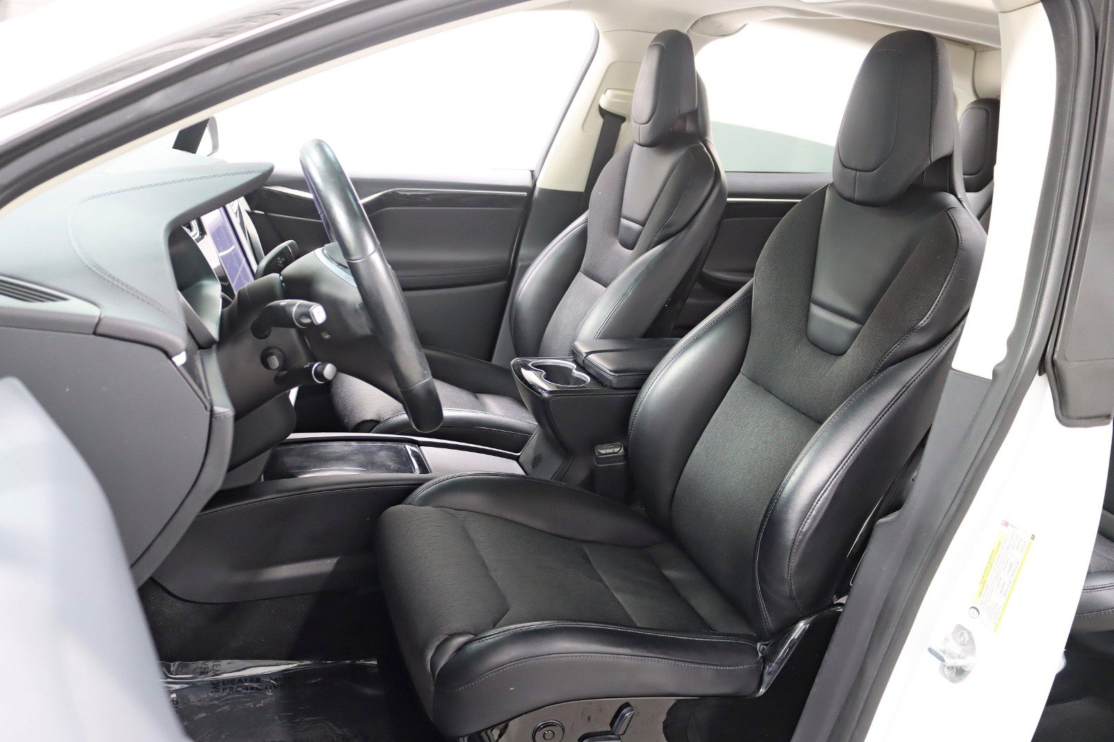 Used 2016 Tesla Model X AWD/4WD image 27