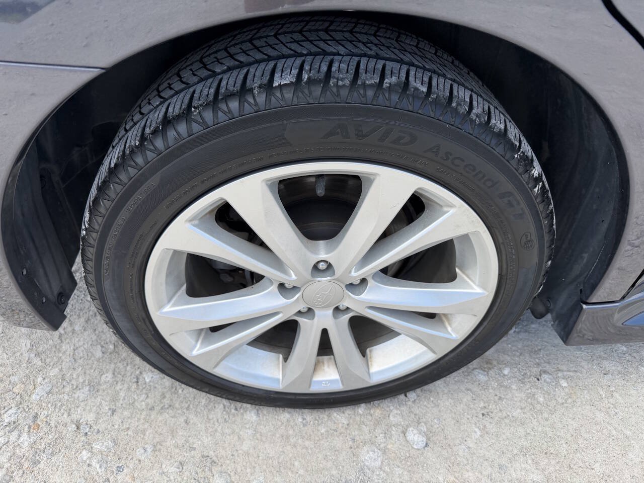 Used 2013 Subaru Legacy 2.5i Premium w/ All-Weather Pkg AWD/4WD image 10