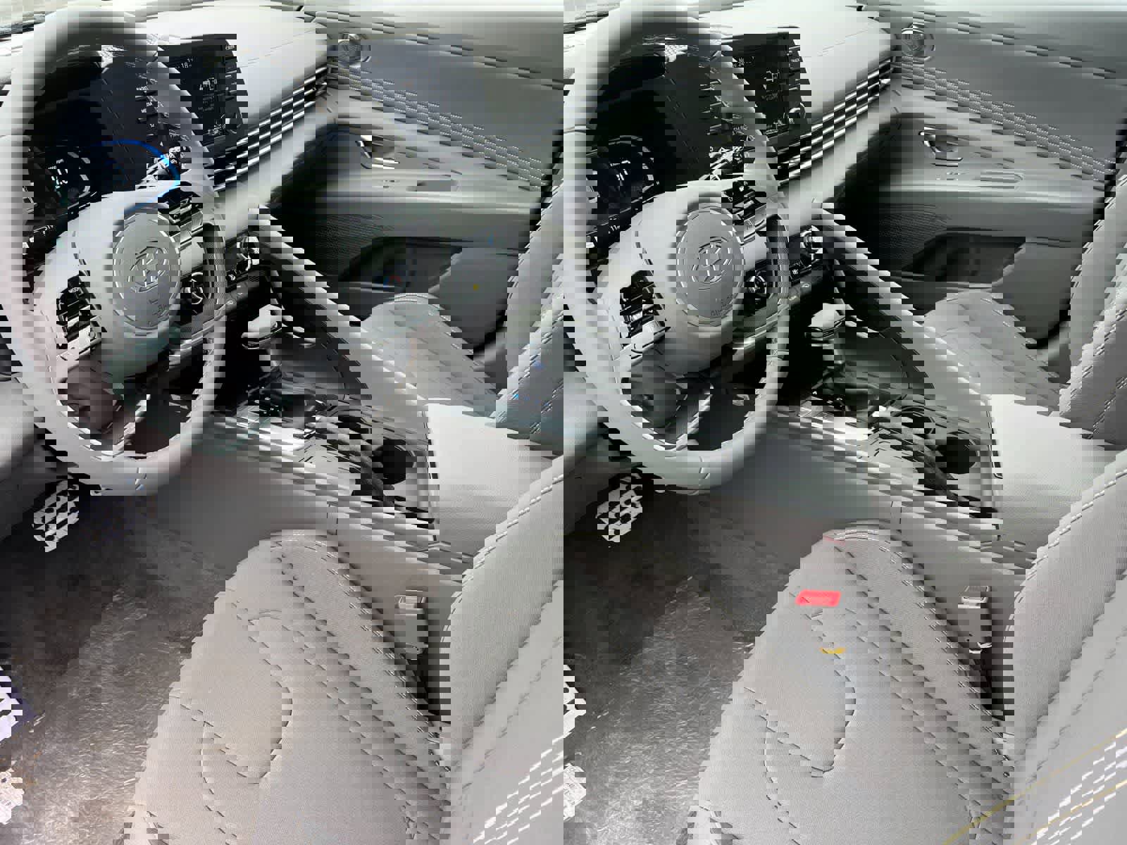 New 2026 Hyundai Elantra Sport image 12