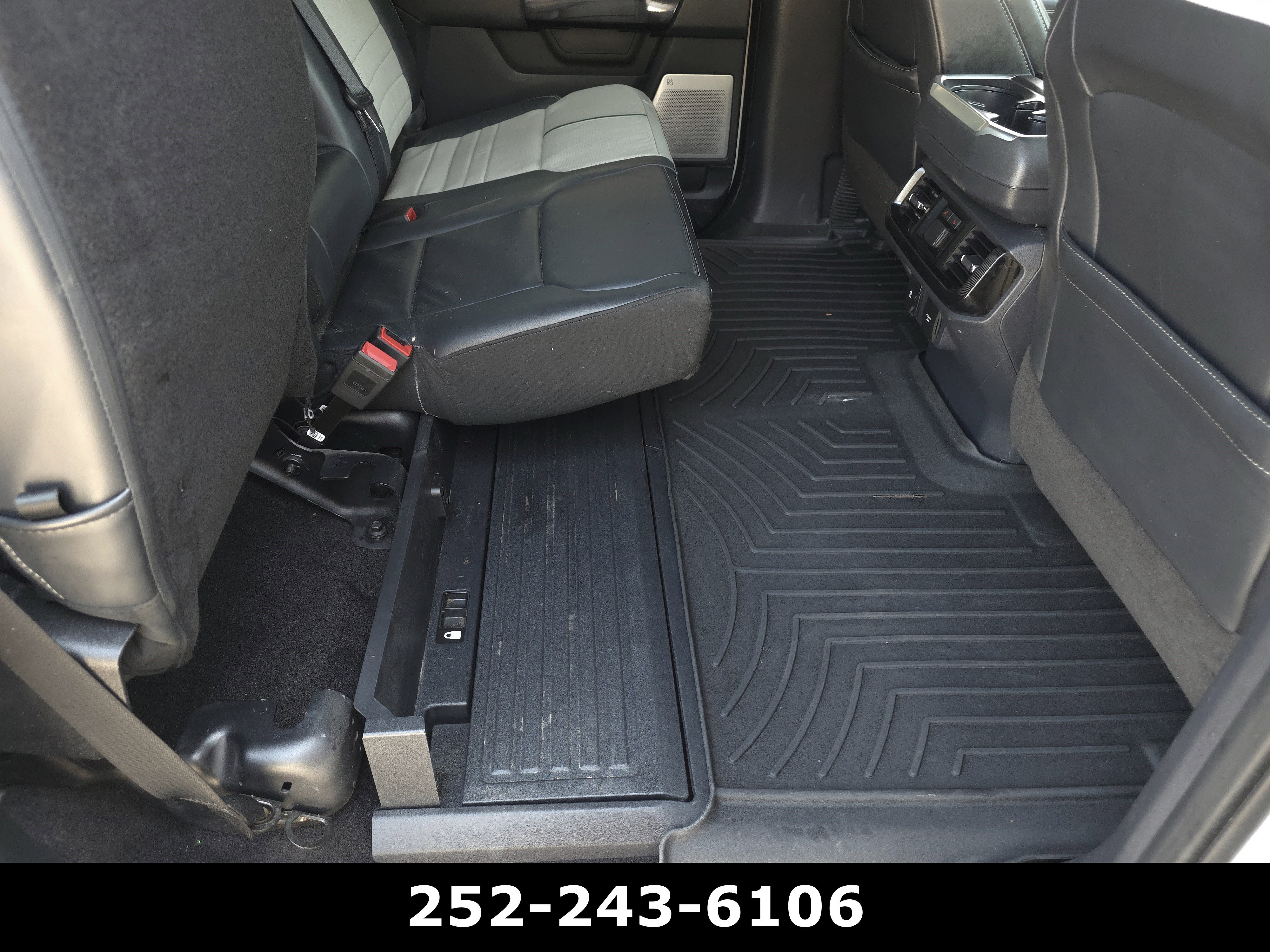 Used 2022 Ford F150 Lightning Platinum AWD/4WD image 41