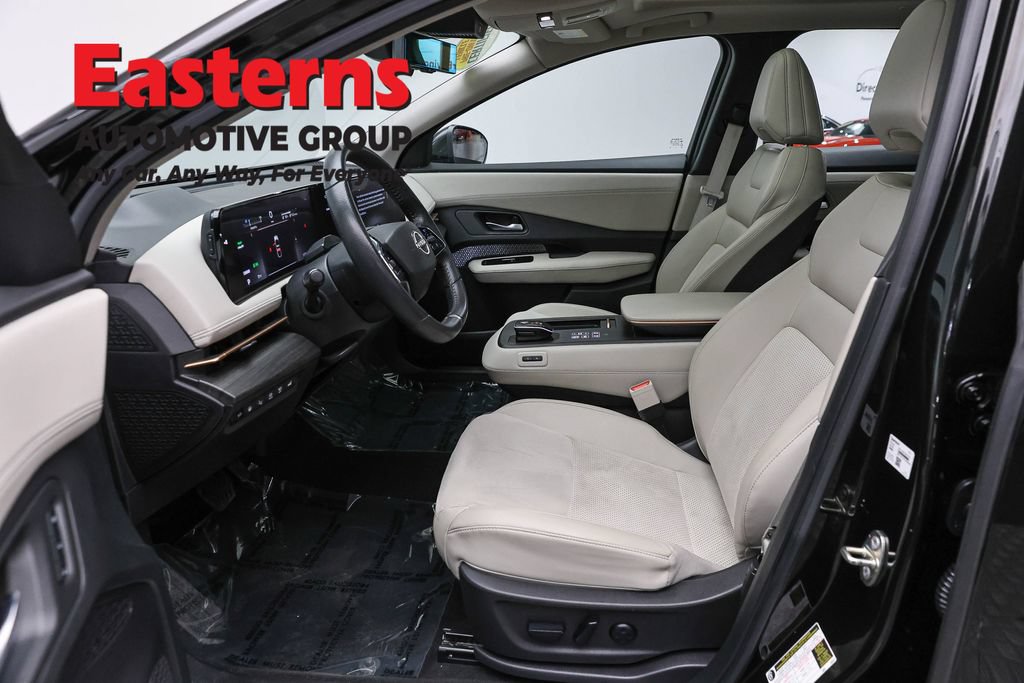 Used 2023 Nissan Ariya FWD image 14