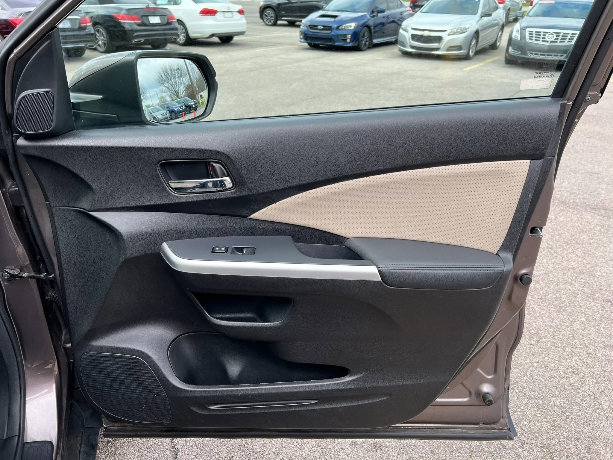 Used 2015 Honda CR-V Touring image 25