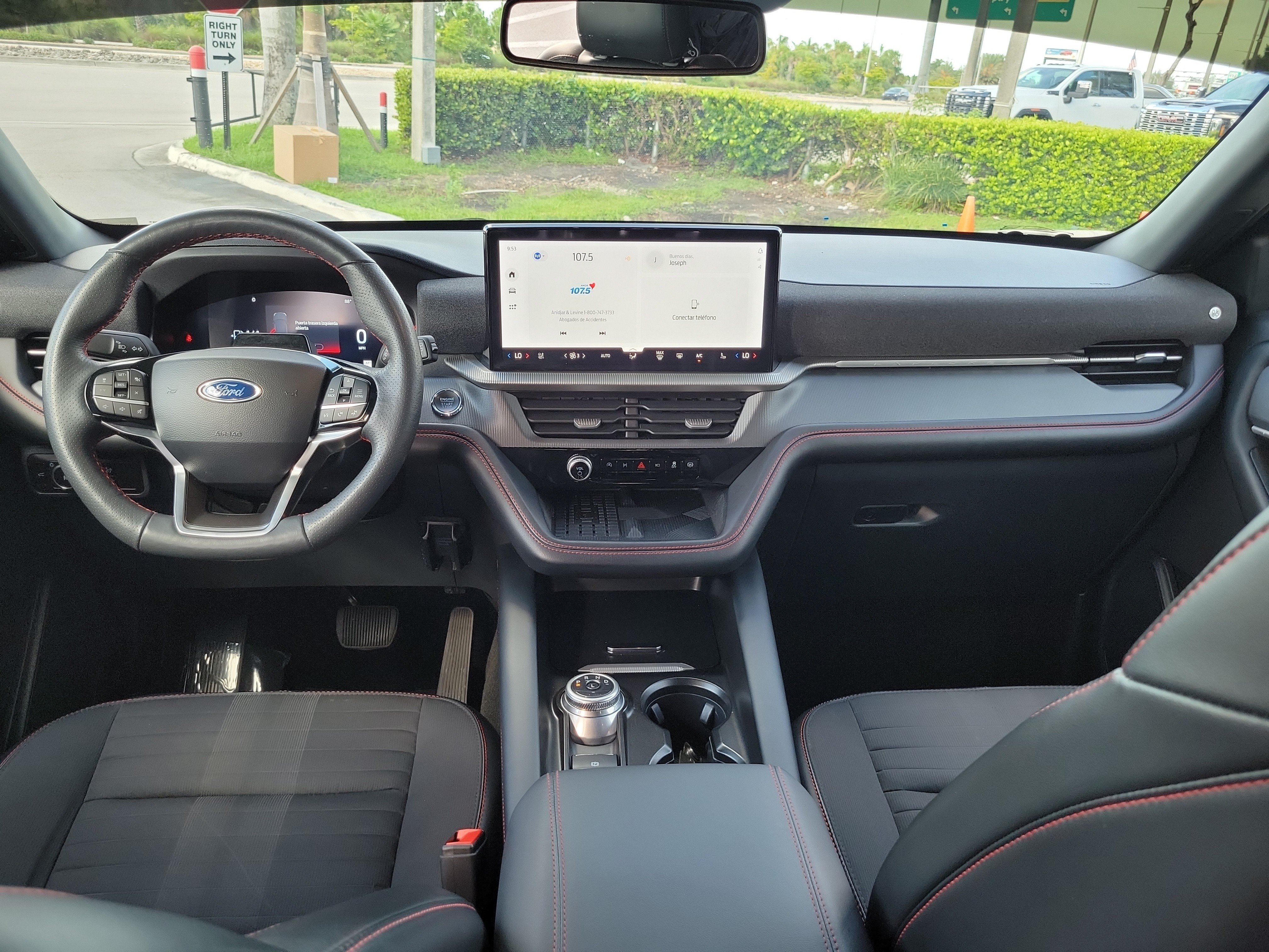 Used 2025 Ford Explorer ST-Line w/ Premium Package RWD image 18