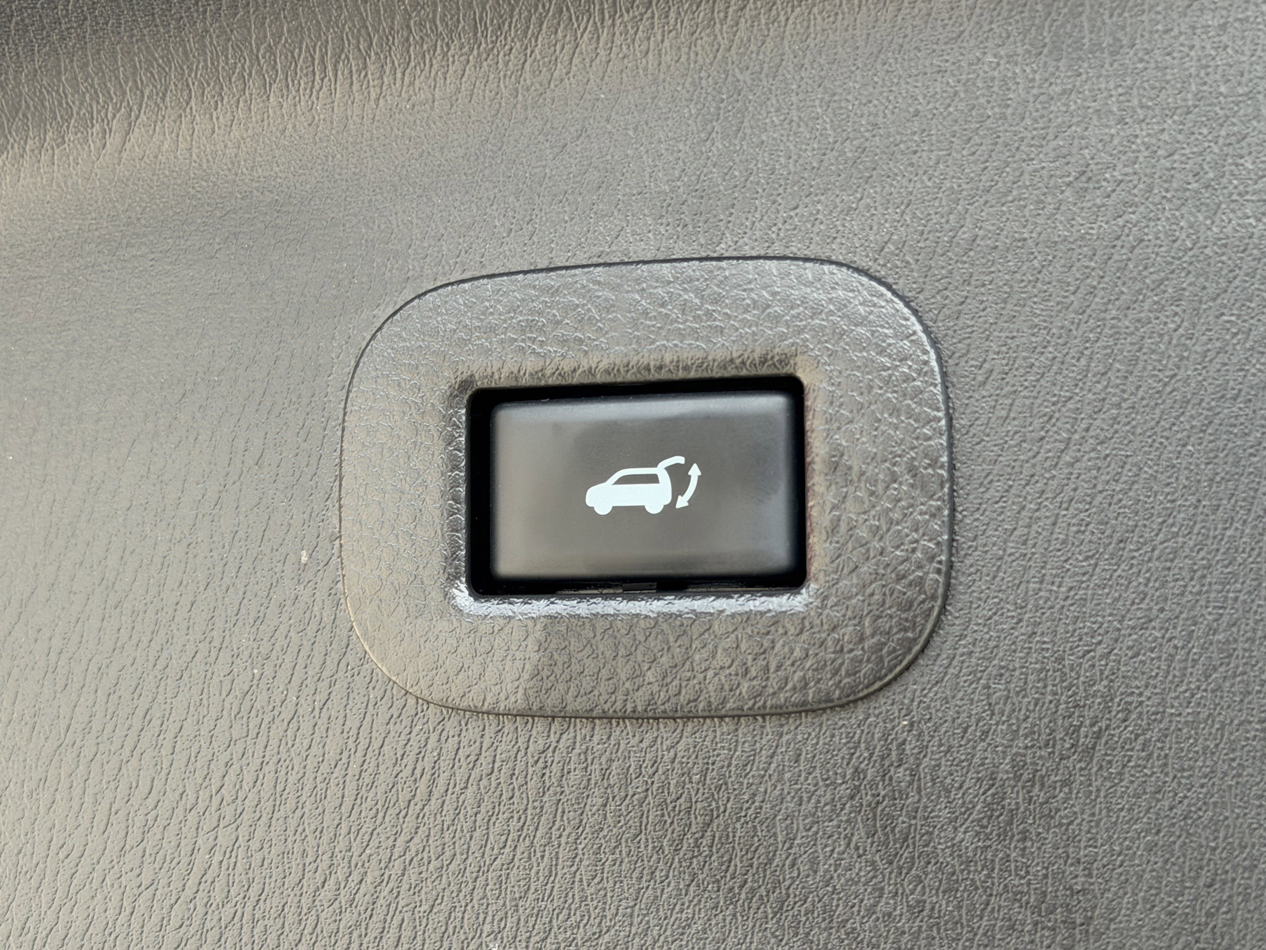 Used 2024 INFINITI QX80 Luxe AWD/4WD image 10