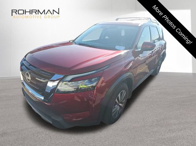 Used 2024 Nissan Pathfinder SL AWD/4WD image 1