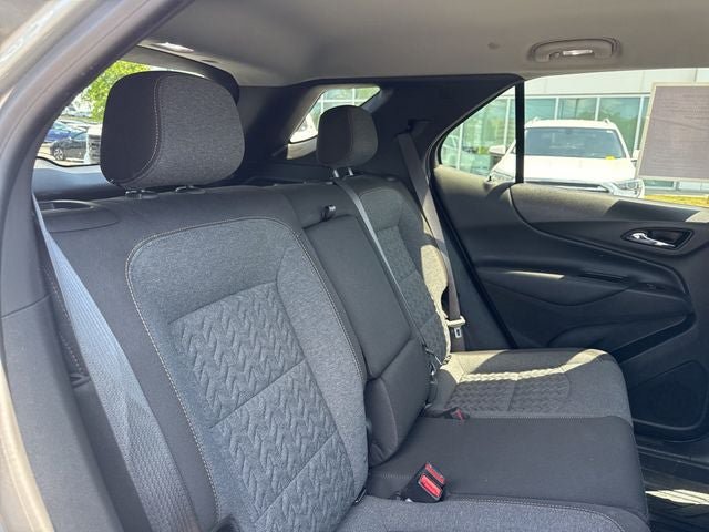 Used 2024 Chevrolet Equinox LT w/ LPO, Floor Liner Package FWD image 24