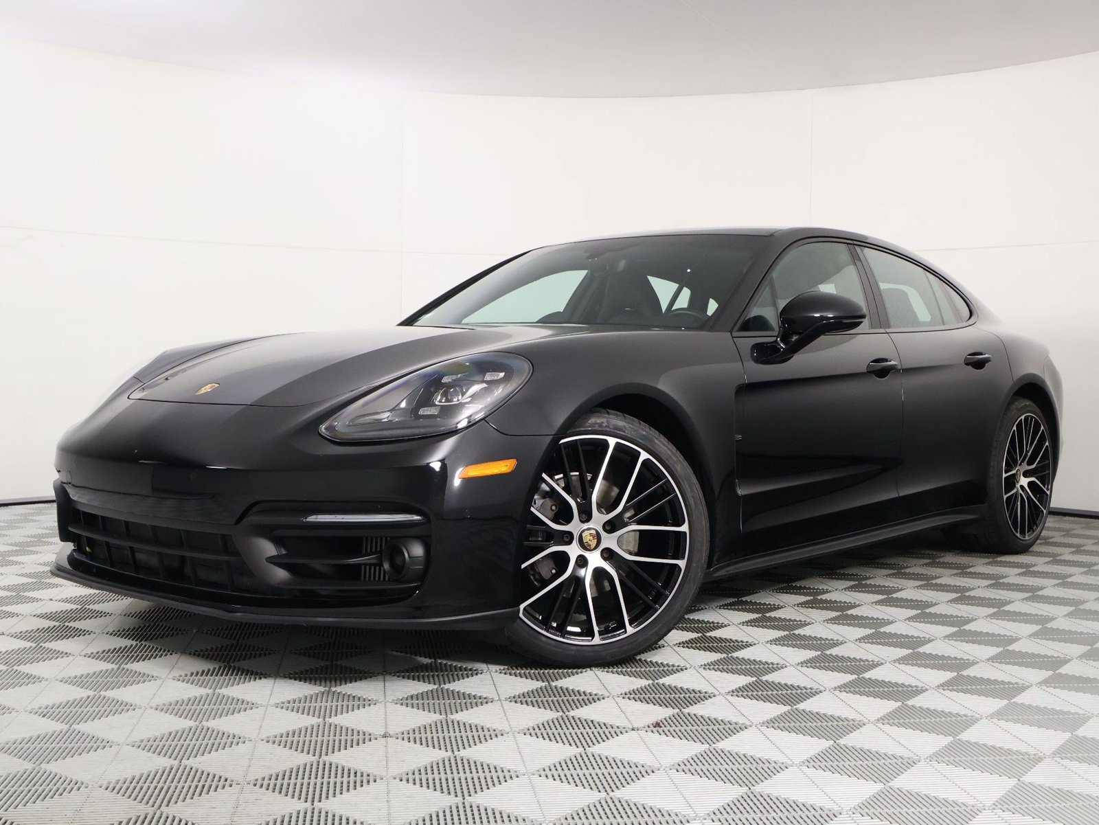 Certified 2023 Porsche Panamera