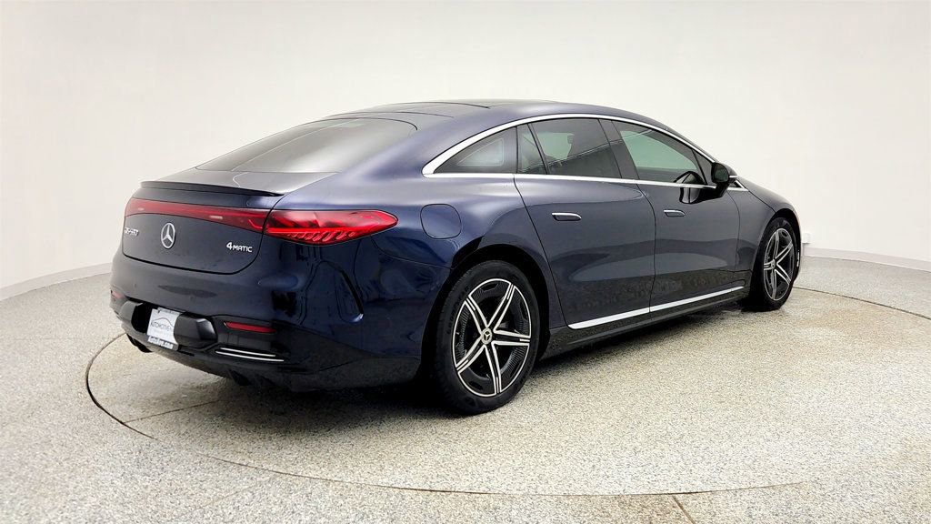 Used 2023 Mercedes-Benz EQS 580 4MATIC Sedan image 5