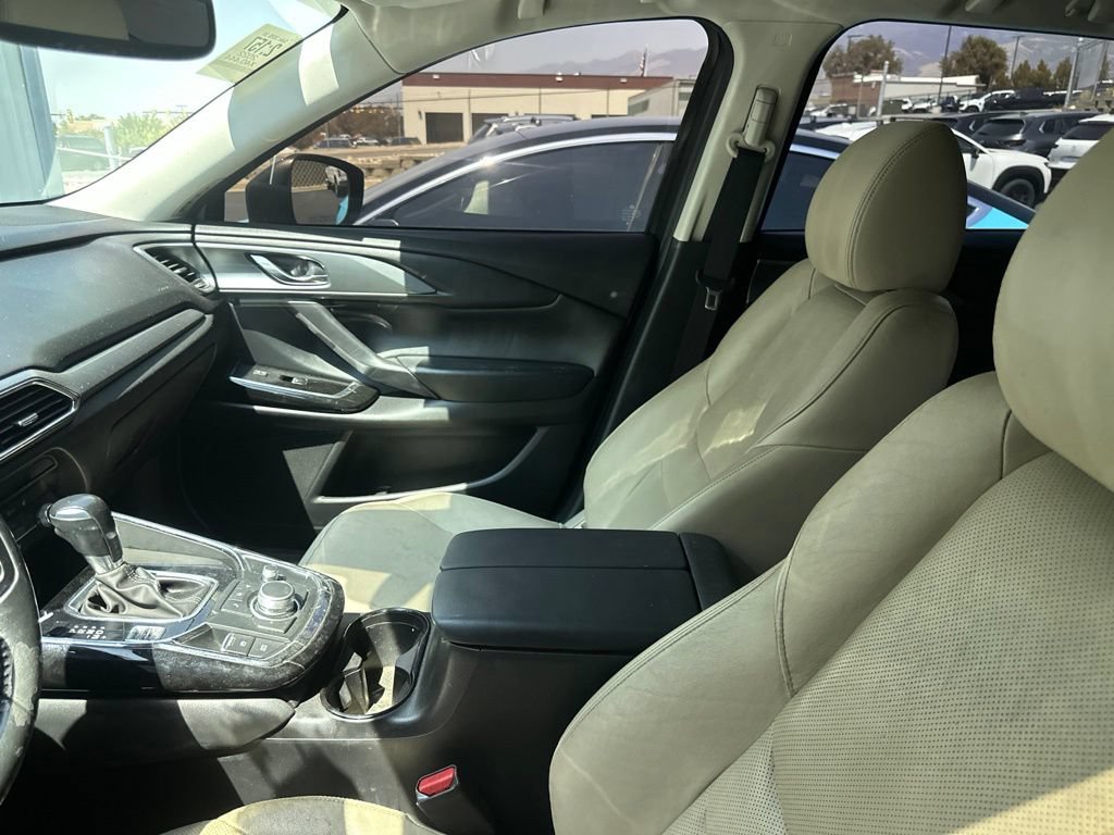 Certified 2022 MAZDA CX-9 Touring AWD/4WD image 6