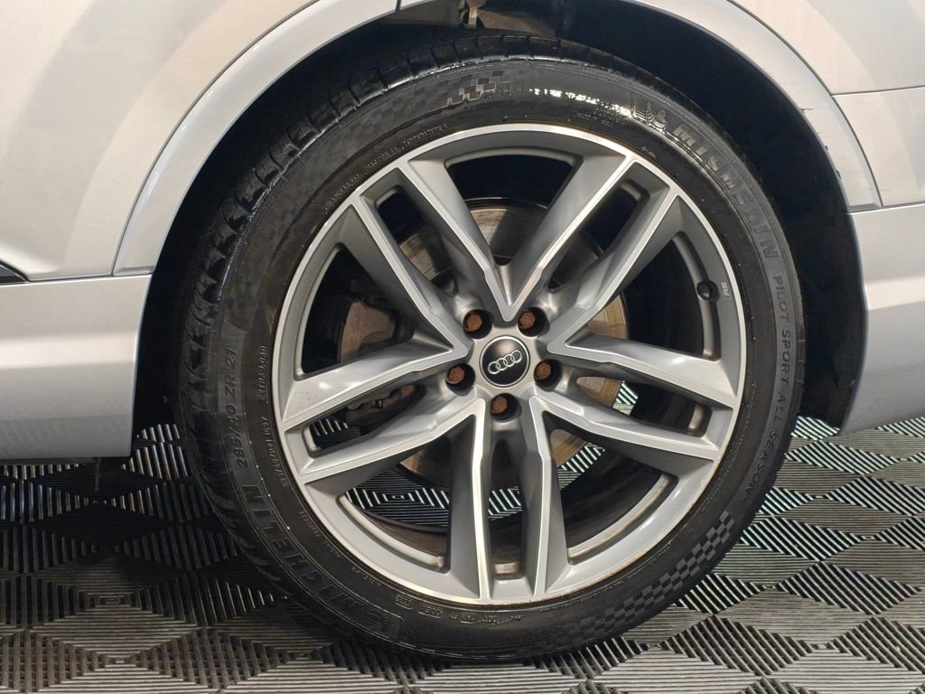 Used 2017 Audi Q7 3.0T Prestige AWD/4WD image 71
