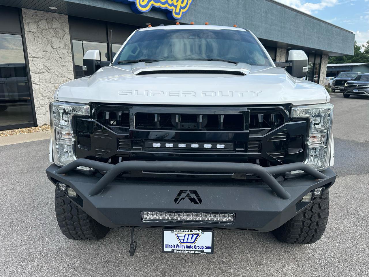 Used 2018 Ford F350 4x4 Crew Cab Super Duty image 10