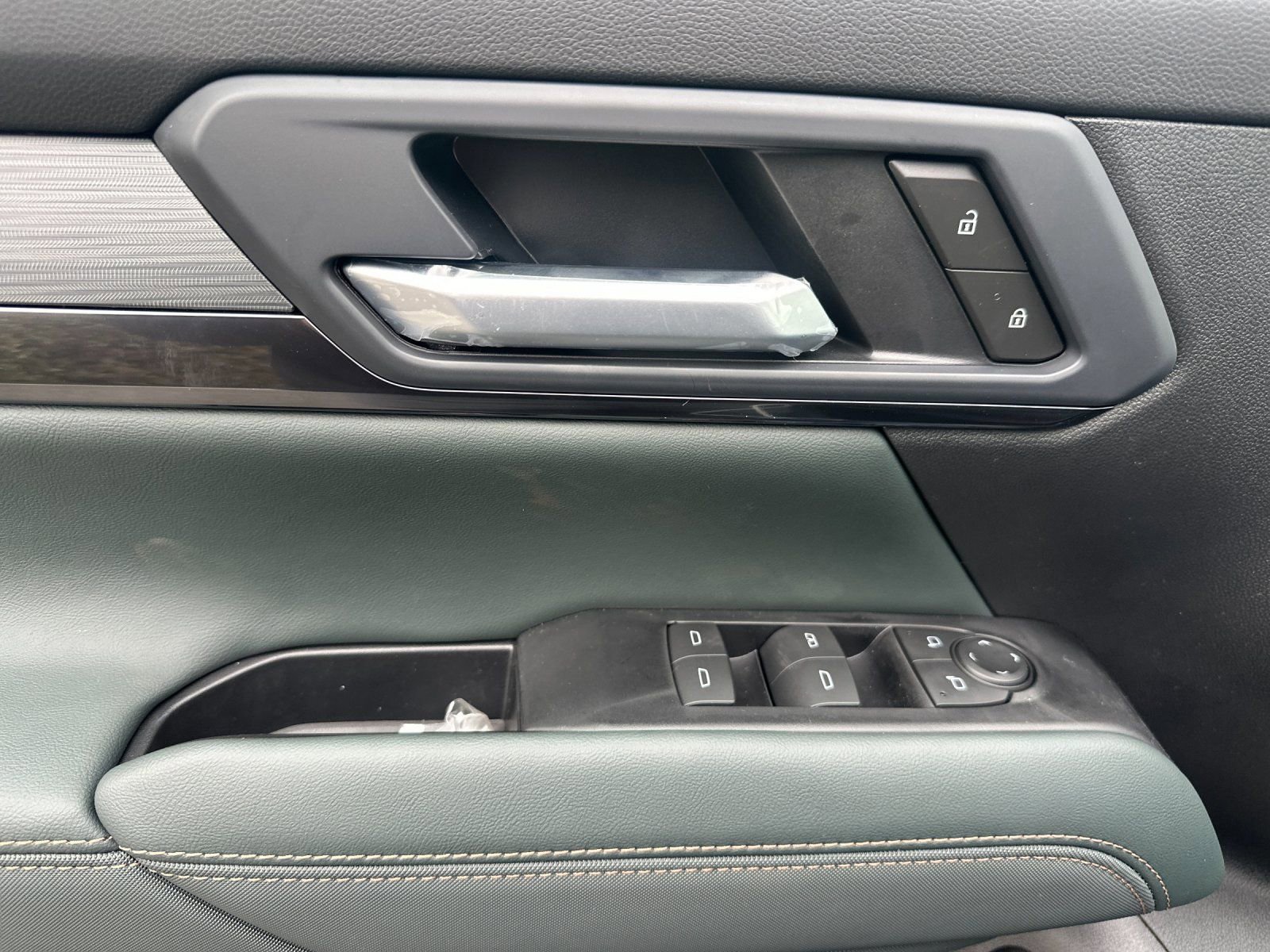 New 2026 GMC Terrain AT4 image 11