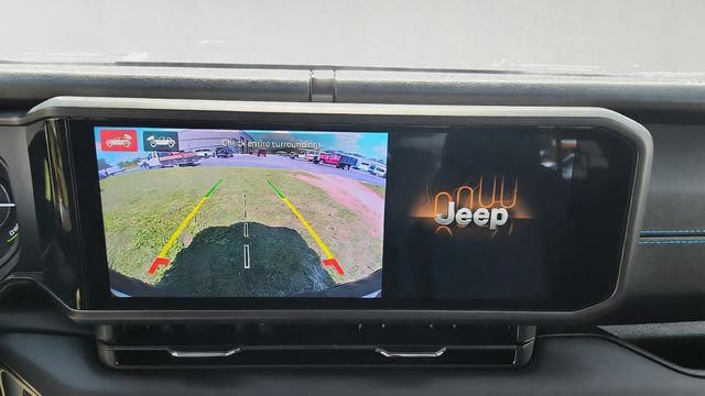Used 2024 Jeep Wrangler High Altitude AWD/4WD image 17