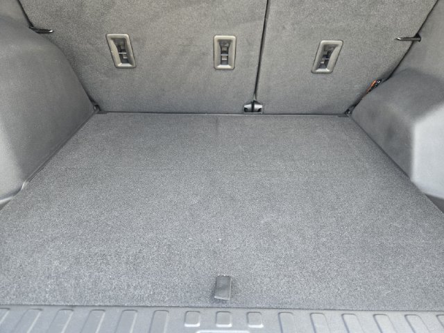 Used 2024 Chevrolet Equinox LT FWD image 22