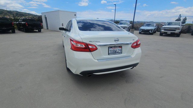 Used 2016 Nissan Altima 2.5 SV FWD image 7