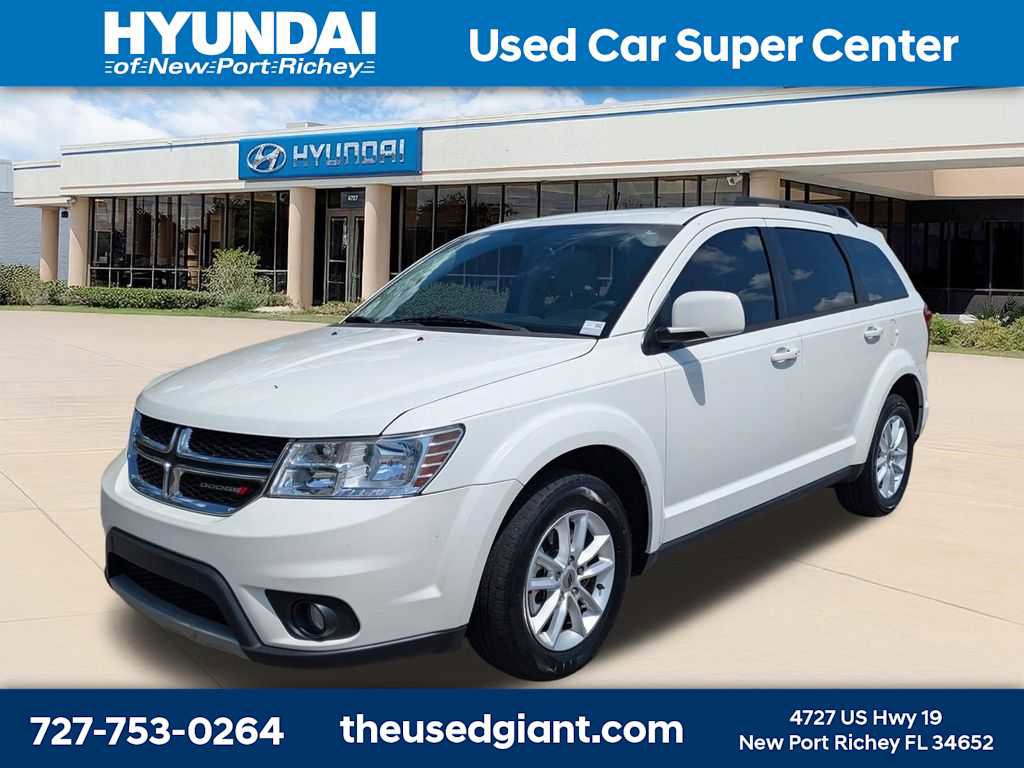 Used 2018 Dodge Journey SXT FWD image 1