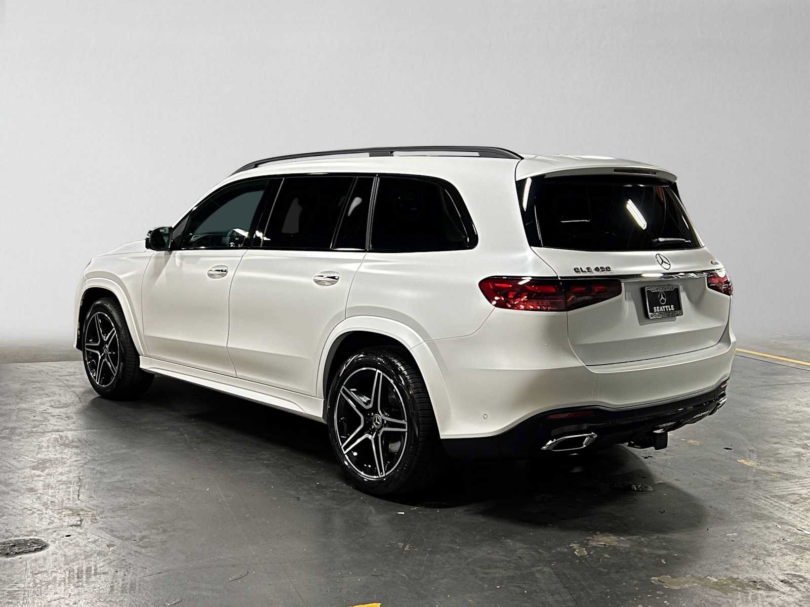 New 2026 Mercedes-Benz GLS 450 4MATIC image 5