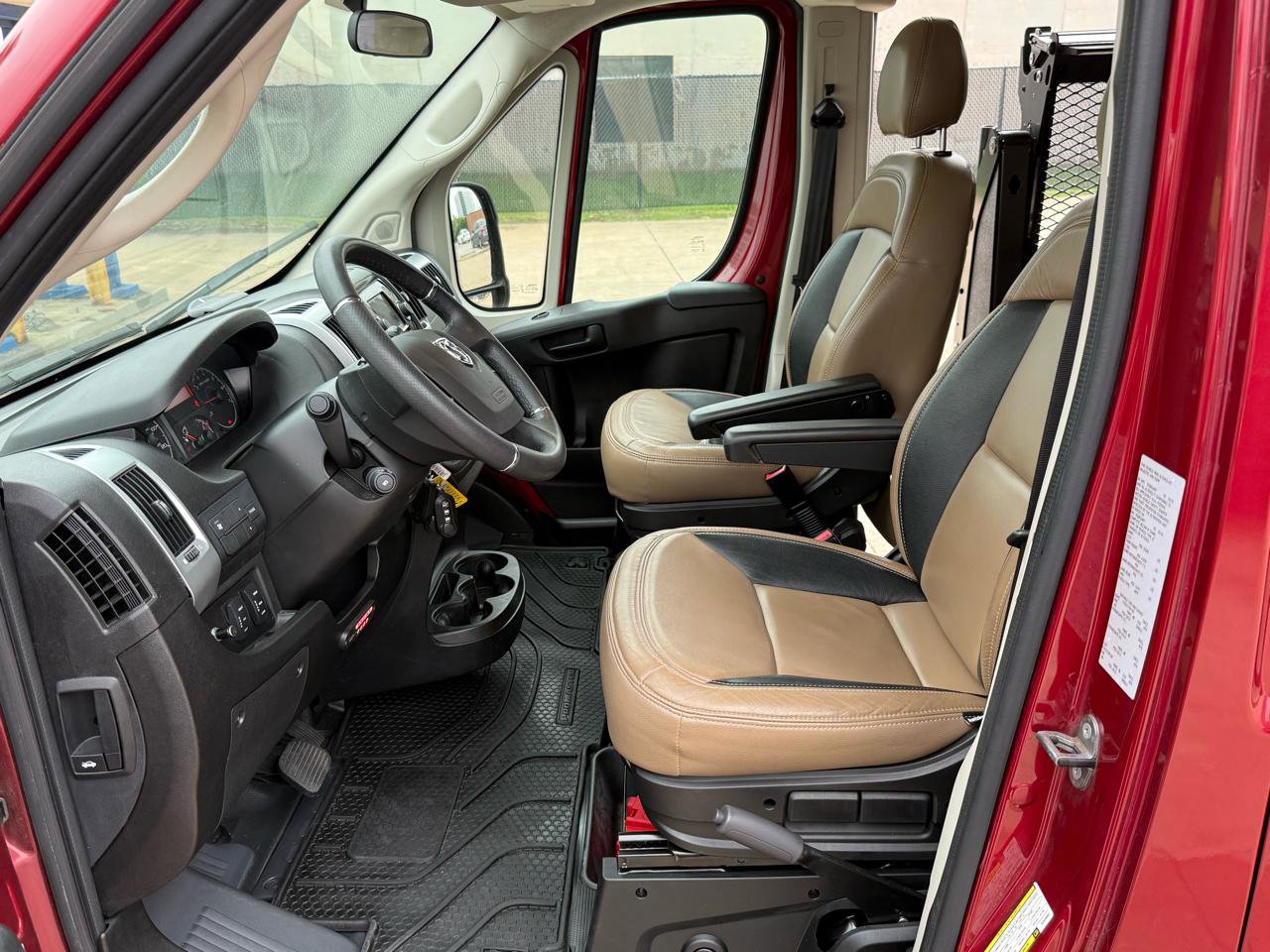 Used 2019 RAM ProMaster 2500 w/ Mopar Trailer Tow Group image 13