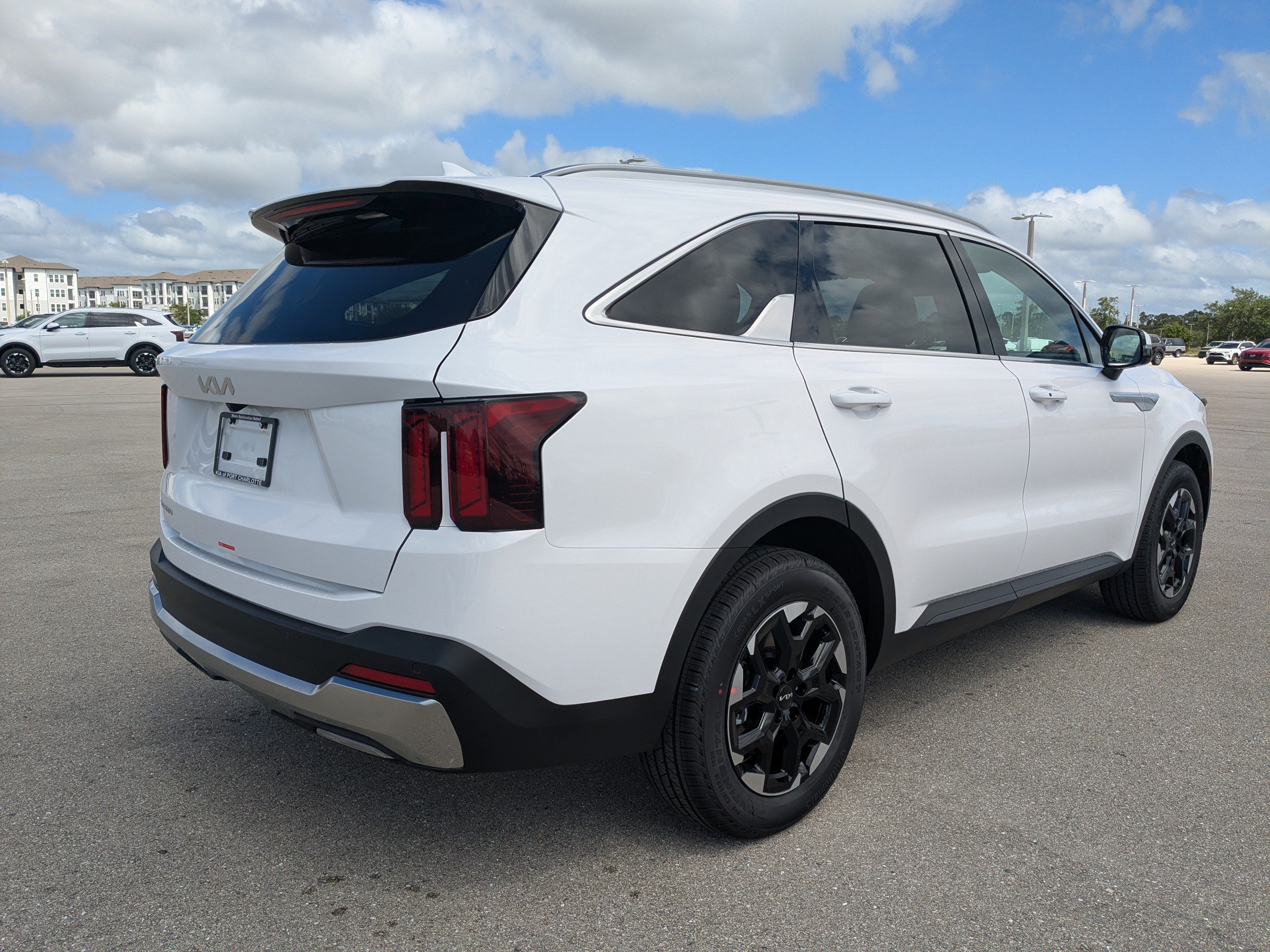 New 2026 Kia Sorento S w/ S Panoramic Sunroof Package FWD image 5