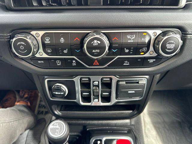 Certified 2025 Jeep Gladiator Overland AWD/4WD image 17