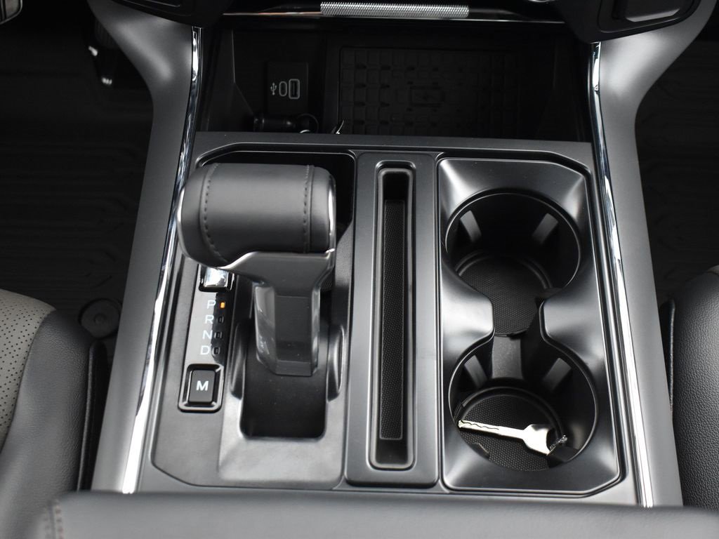 New 2025 Ford F150 Lariat w/ Equipment Group 501A Mid image 20