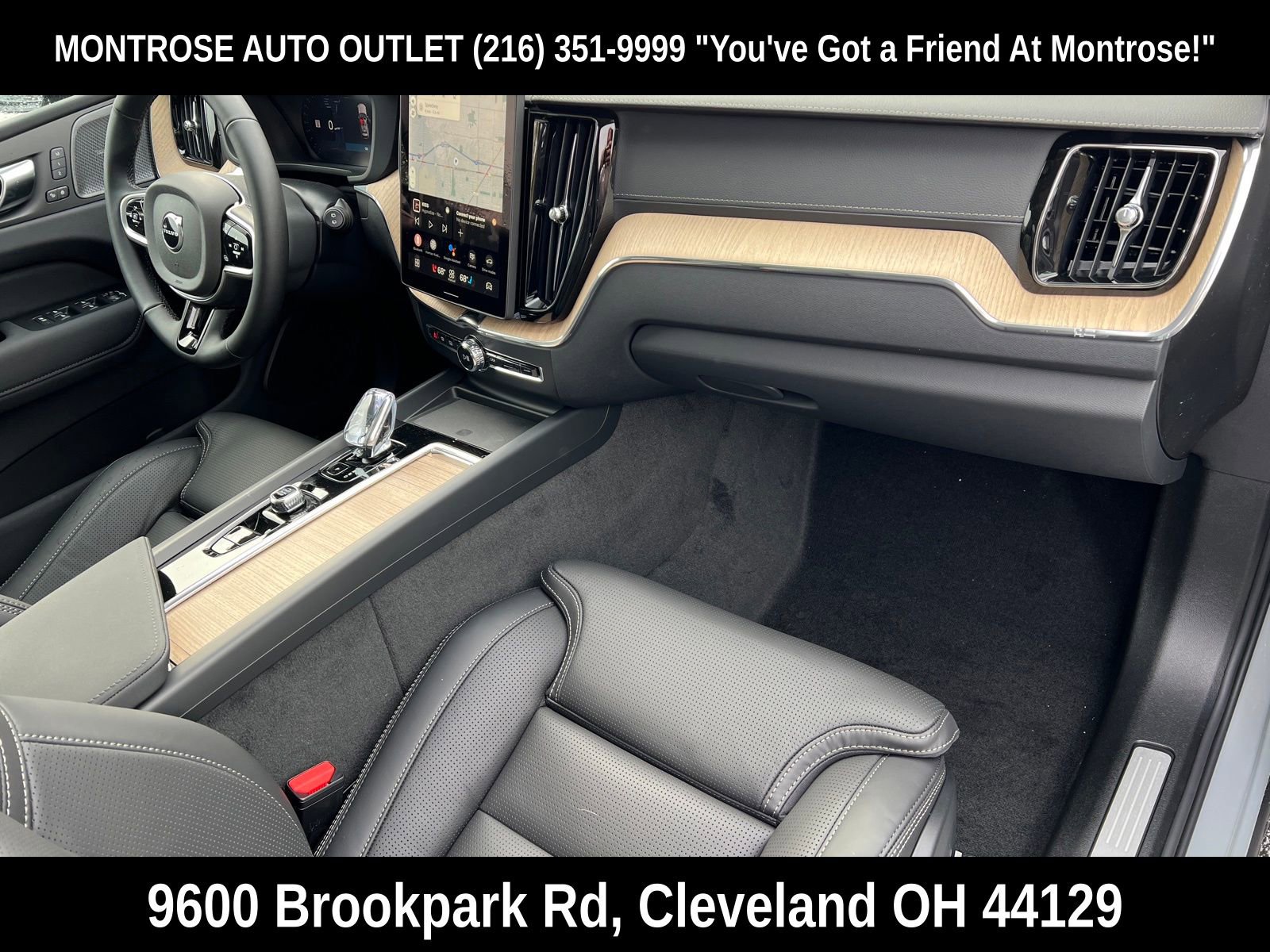 New 2026 Volvo XC60 B5 Plus w/ Protection Package Premier image 17