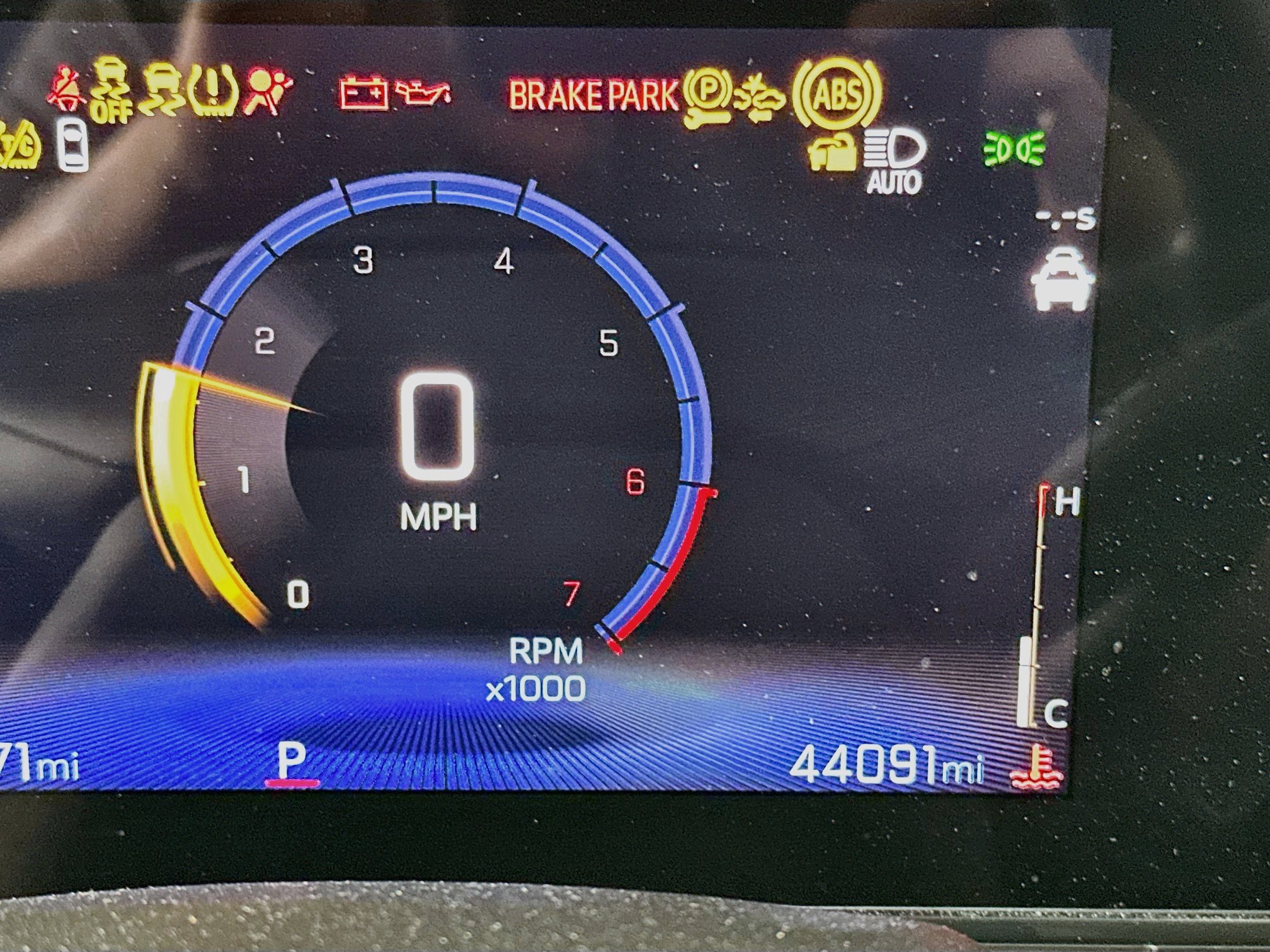 Used 2025 Chevrolet Trax LT FWD image 18
