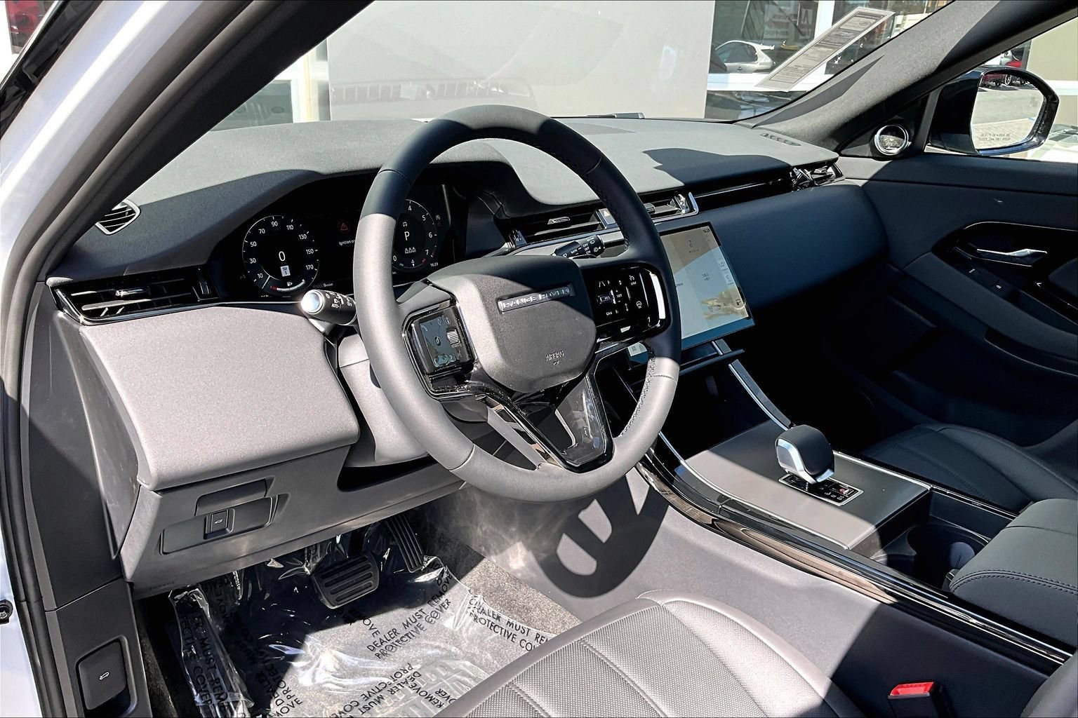 New 2026 Land Rover Range Rover Evoque S AWD/4WD image 6
