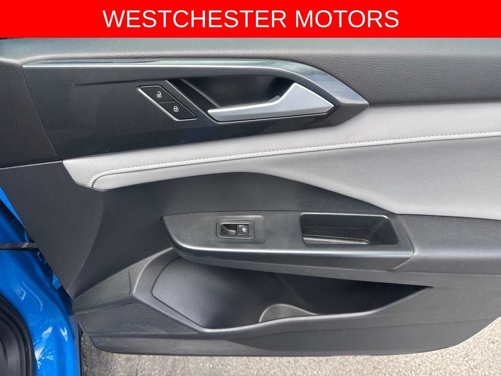 Used 2023 Volkswagen Taos SEL AWD/4WD image 13