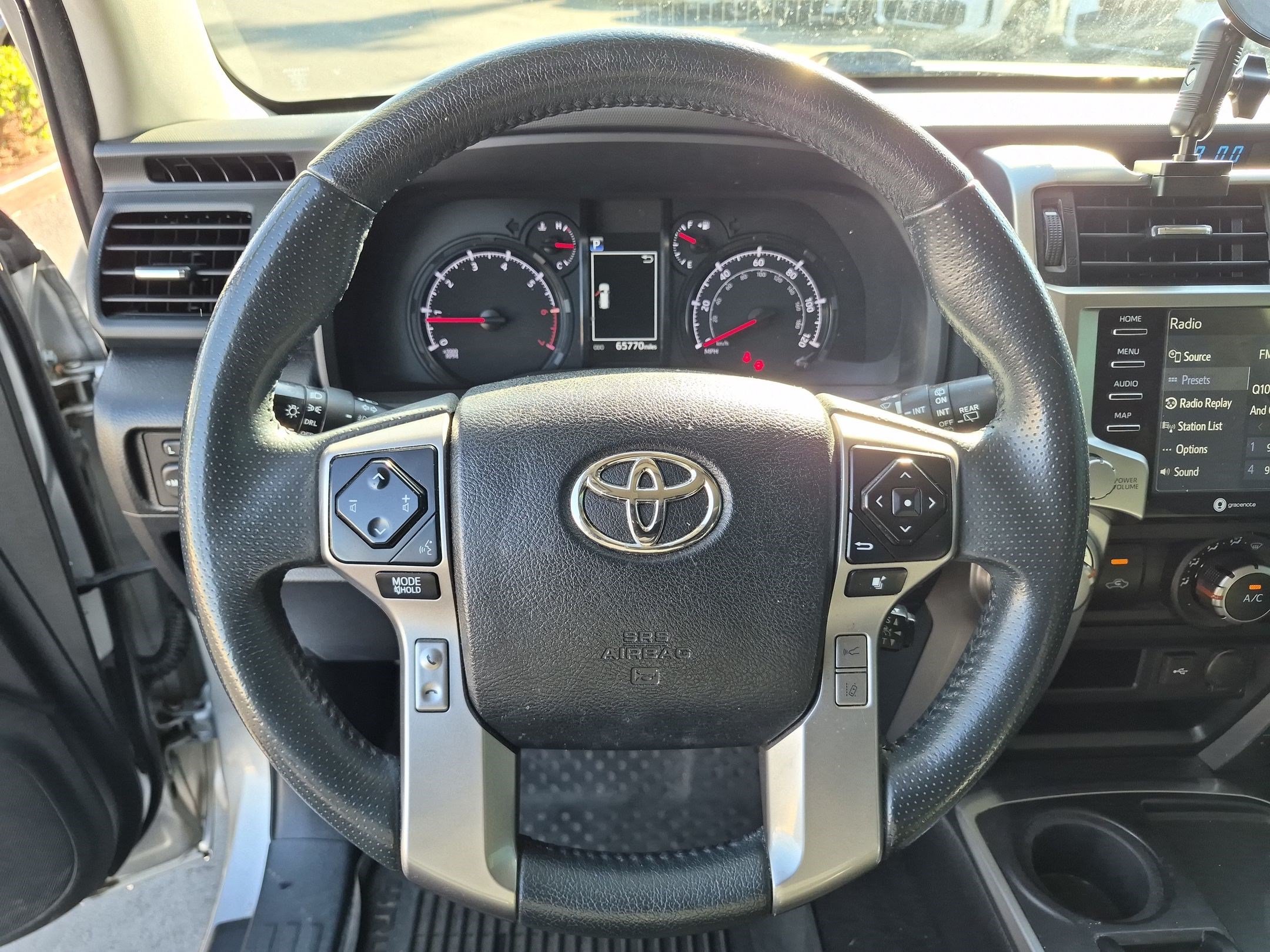Used 2021 Toyota 4Runner SR5 Premium w/ Moonroof Package RWD image 17