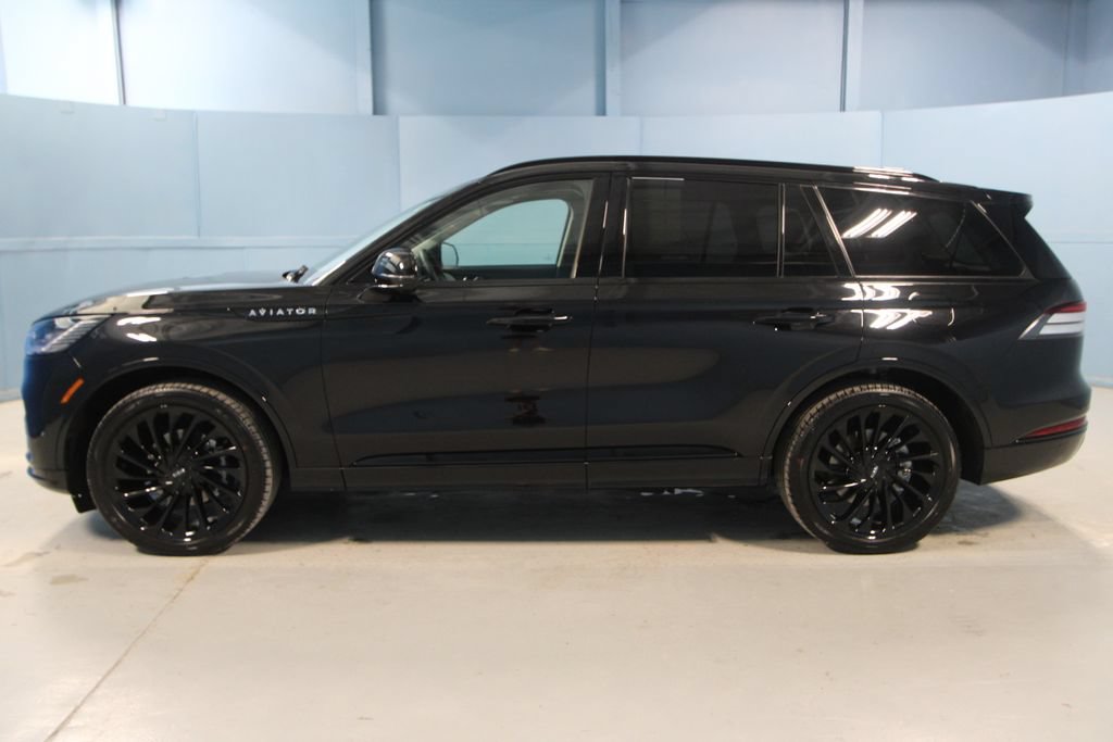 Used 2026 Lincoln Aviator Reserve AWD/4WD image 35